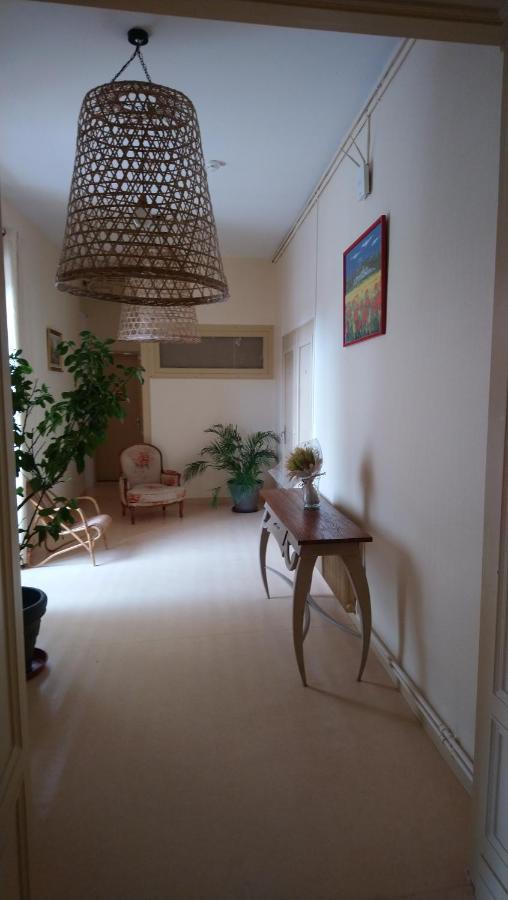 Cafe De Paris Hotel Lesparre-Medoc Ngoại thất bức ảnh
